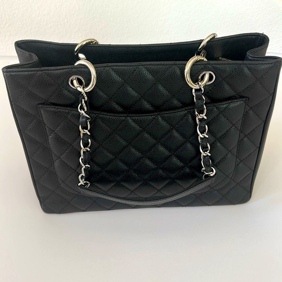 CHANEL GST  Silver Chain Black Caviar  Leather Quilted Shoulder Bag Tote - Picture 3 of 16